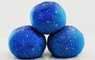 בצק משחק לשבור את הקרח